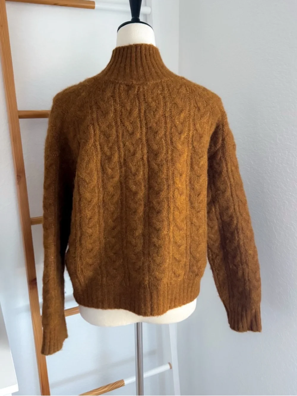 Sezane Hugo Jumper Sweter Wildcat Brown Baby Alpaca - Picture 4 of 11